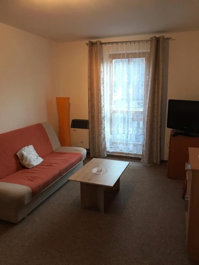 Privat Magdalena Appartement Bešeňová Buitenkant foto