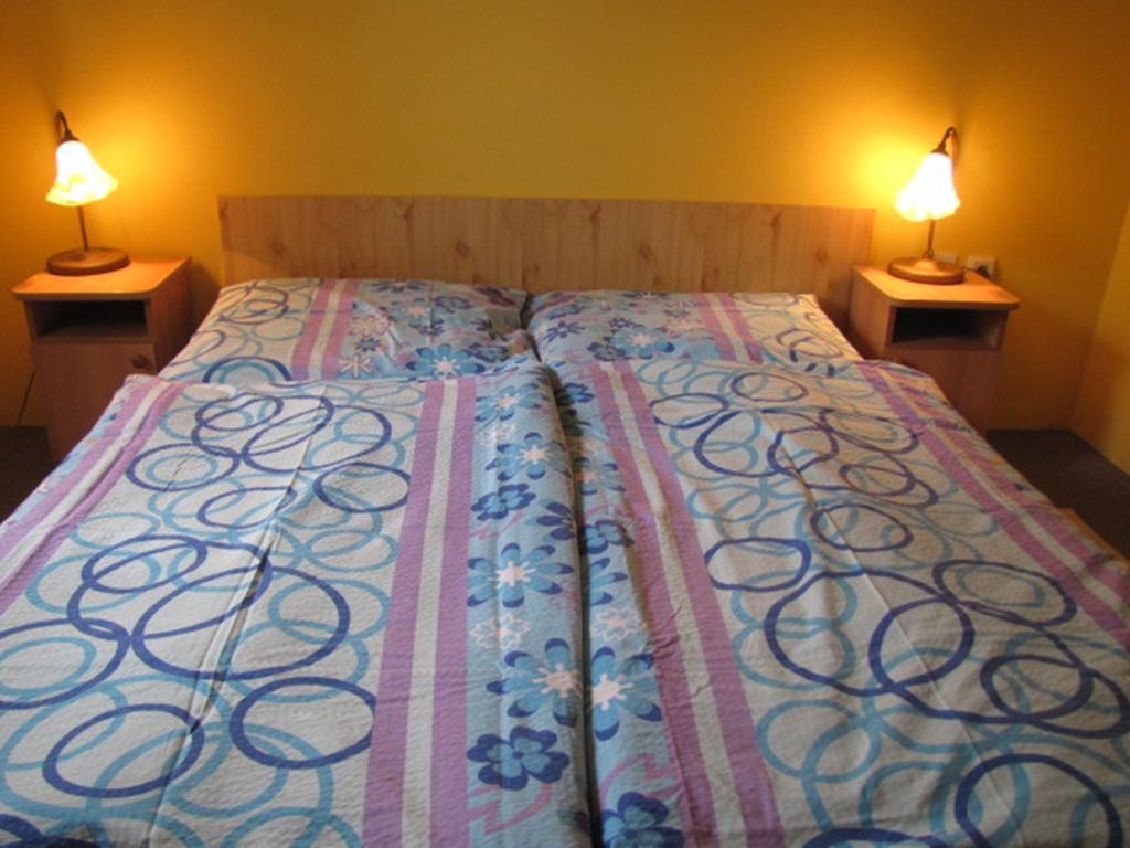 Privat Magdalena Appartement Bešeňová Kamer foto
